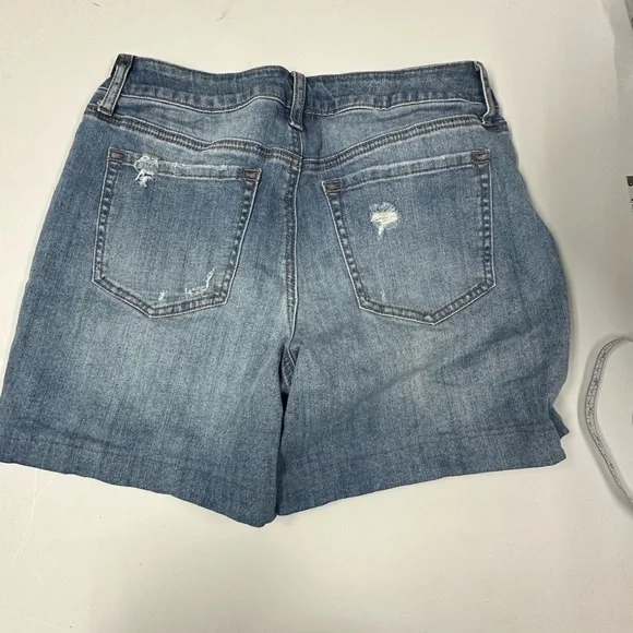 Distressed Denim Women's Shorts - Picture 5 of 8